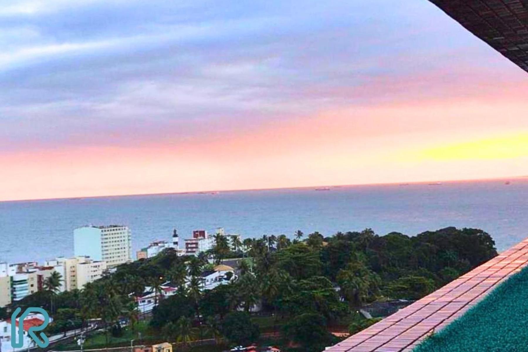 Lindo Apt Vista Mar Completo Com Piscina No Rooftop Do Edf, Proximo Ao Porto Da Barra Салвадор Екстер'єр фото